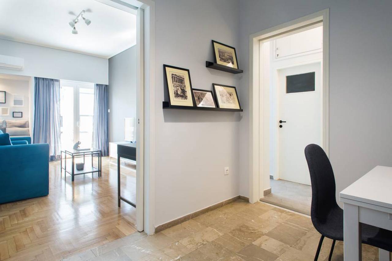 Bright Flat Near The Acropolis By Upstreet * Atina